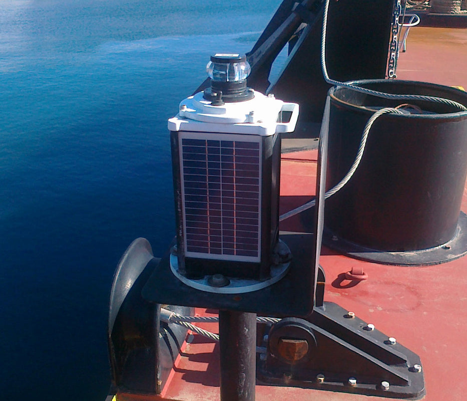SL-BLS-3 3NM Bargesafe Solar Barge Light