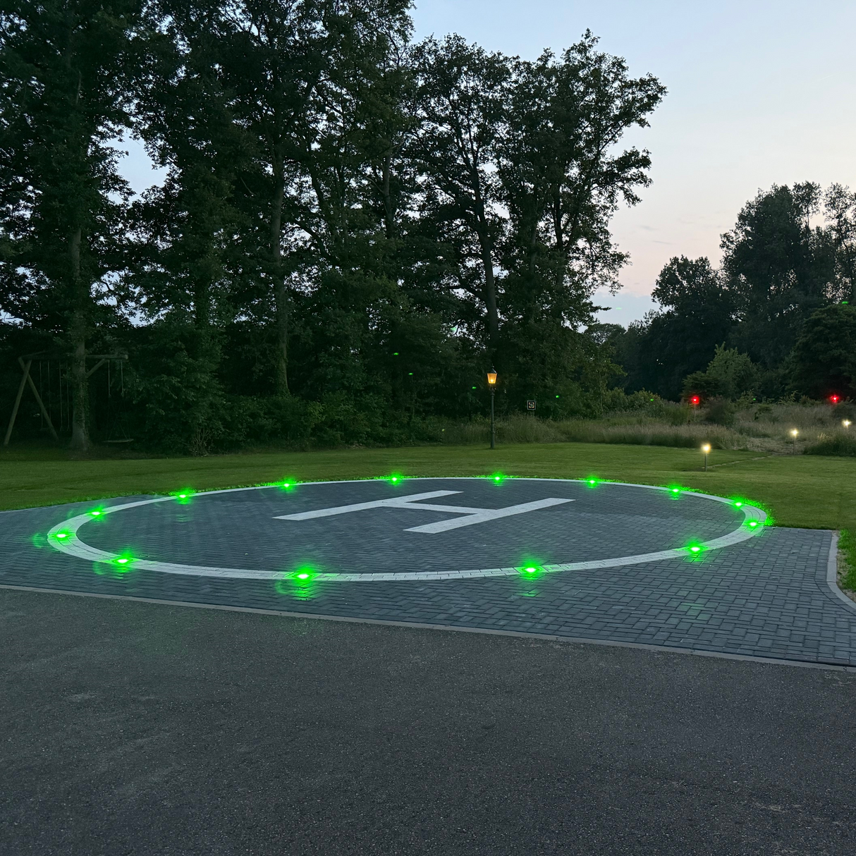 HELIPAD FATO & TLOF INSET LIGHT